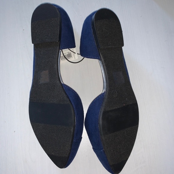 Pointed toe flats. - Picture 2 of 2